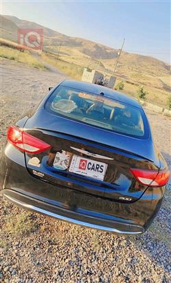 Chrysler 200